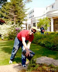 Serving at Shree Muktananda Ashram